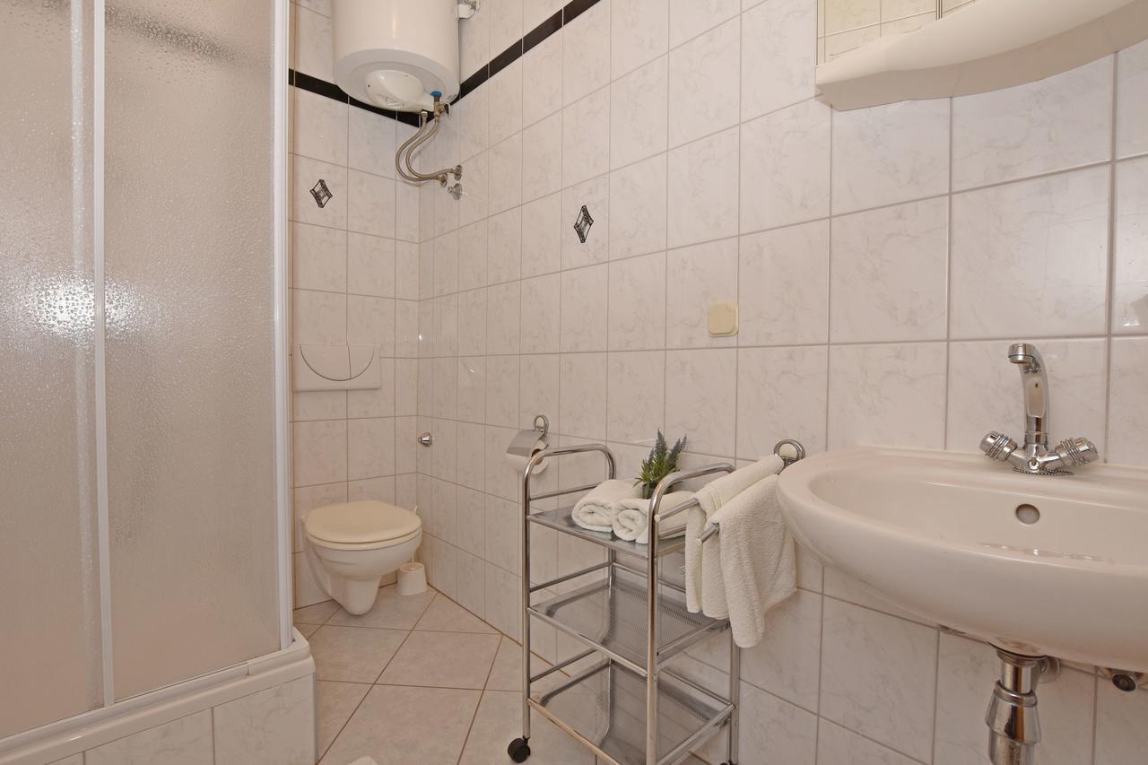 Apartment Angelina Brela Extérieur photo