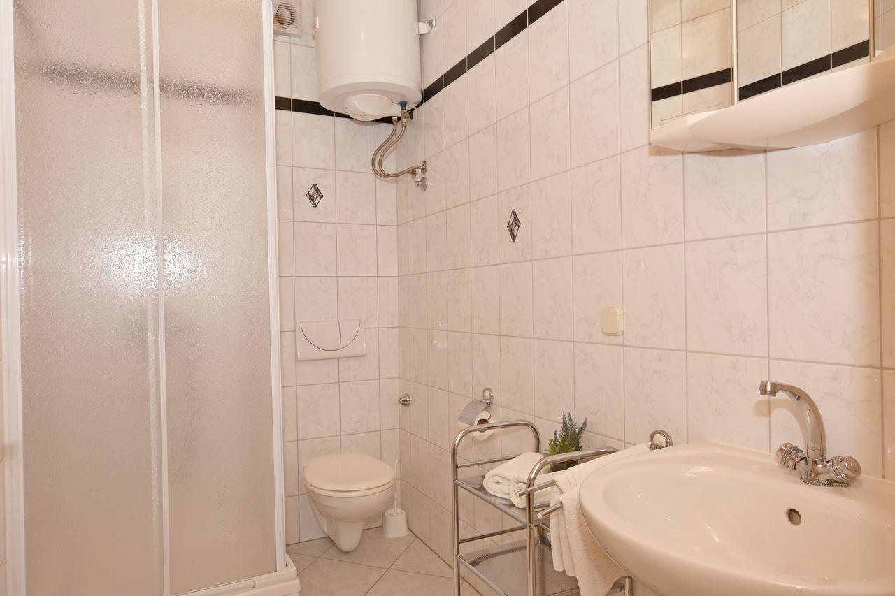 Apartment Angelina Brela Extérieur photo